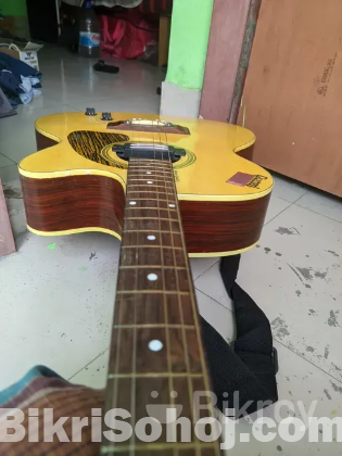 Givson venus rose guitar